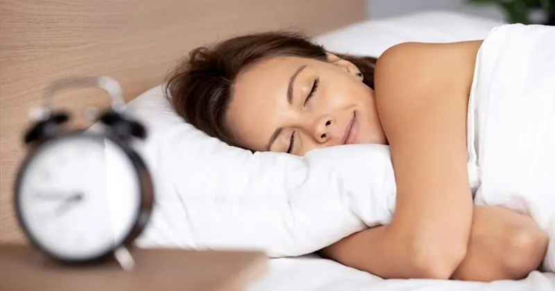 Bí mật ngủ 8 tiếng vẫn đốt mỡ